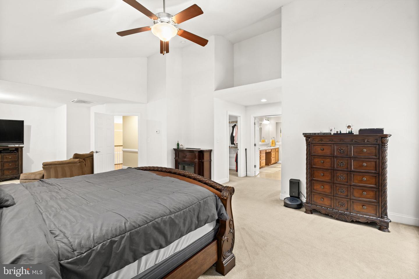 37 SERENE HILLS DR, FREDERICKSBURG, Virginia 22406, 6 Bedrooms Bedrooms, 9 Rooms Rooms,4 BathroomsBathrooms,Residential,For sale,37 SERENE HILLS DR,VAST2043546 MLS # VAST2043546