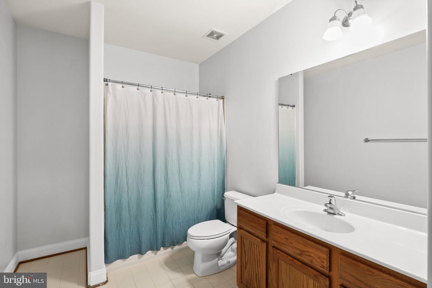 37 SERENE HILLS DR, FREDERICKSBURG, Virginia 22406, 6 Bedrooms Bedrooms, 9 Rooms Rooms,4 BathroomsBathrooms,Residential,For sale,37 SERENE HILLS DR,VAST2043546 MLS # VAST2043546