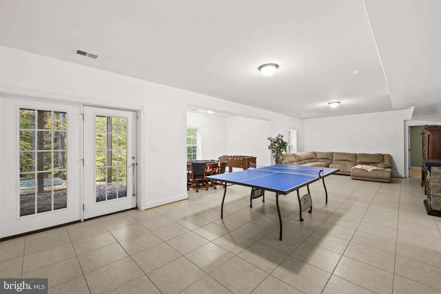 37 SERENE HILLS DR, FREDERICKSBURG, Virginia 22406, 6 Bedrooms Bedrooms, 9 Rooms Rooms,4 BathroomsBathrooms,Residential,For sale,37 SERENE HILLS DR,VAST2043546 MLS # VAST2043546