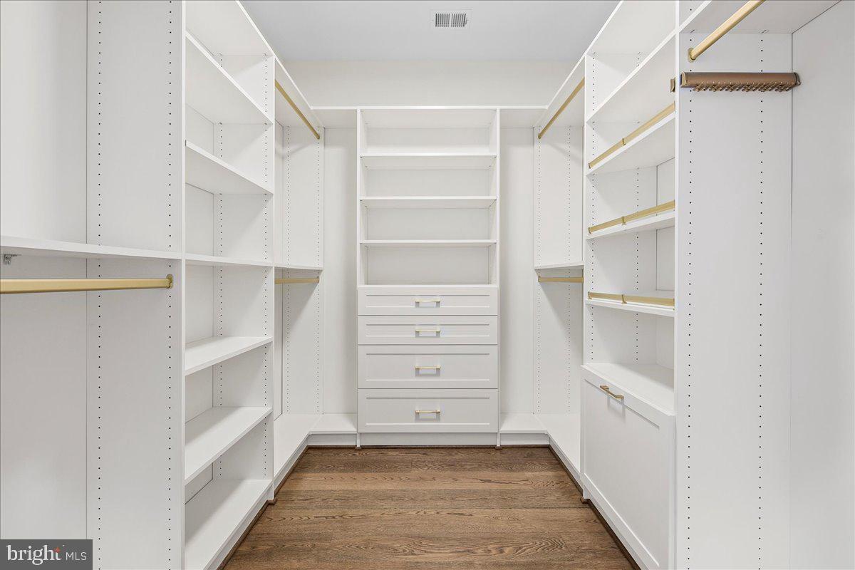 6609 ROCKMONT CT, FALLS CHURCH, Virginia 22043, 6 Bedrooms Bedrooms, ,5 BathroomsBathrooms,Residential,For sale,6609 ROCKMONT CT,VAFX2275094 MLS # VAFX2275094 6609 ROCKMONT CT, FALLS CHURCH, Virginia 22043, 6 Bedrooms Bedrooms, ,5 BathroomsBathrooms,Residential,For sale,6609 ROCKMONT CT,VAFX2275094 MLS # VAFX2275094