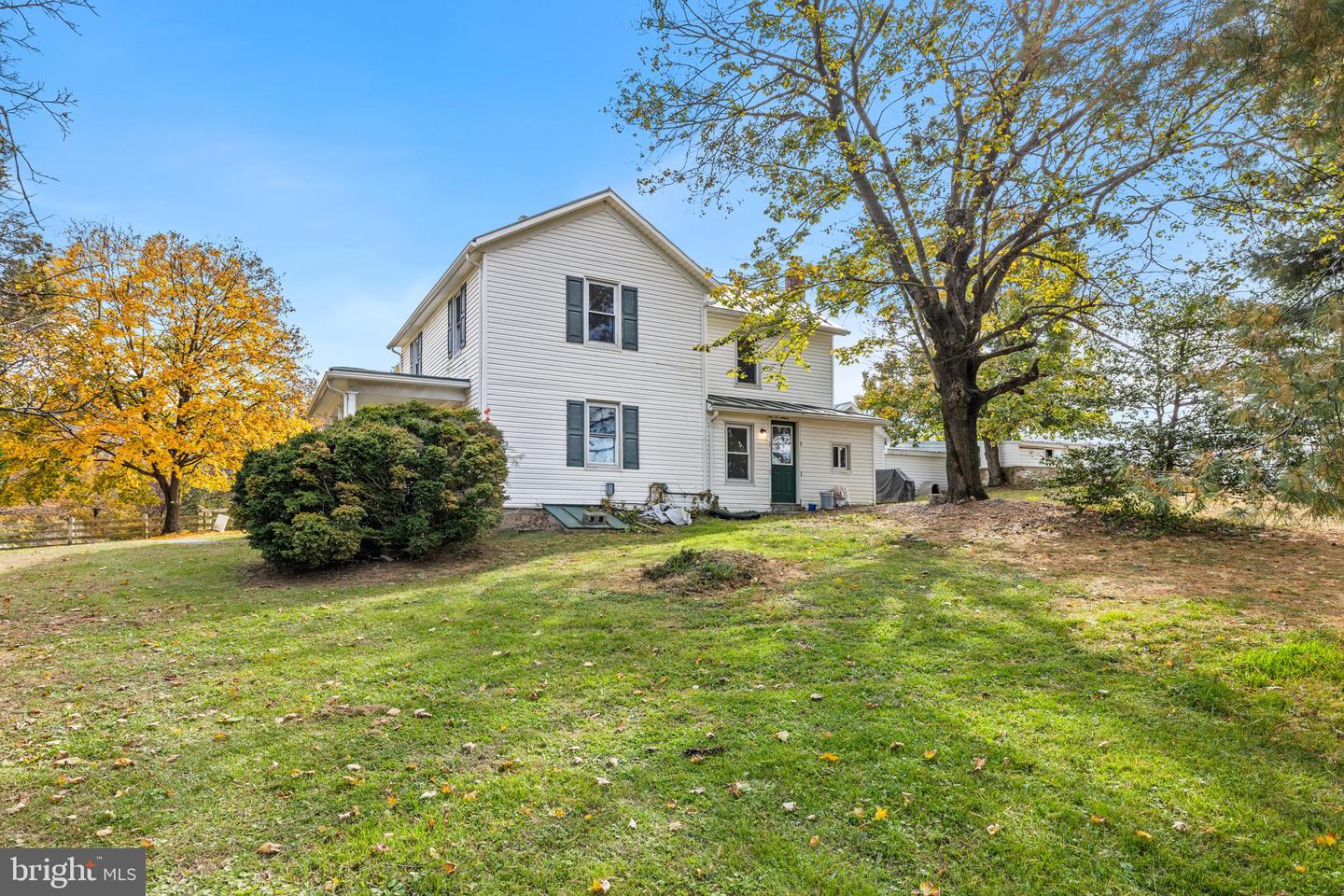 84 GUNN LN, WOODSTOCK, Virginia 22664, 4 Bedrooms Bedrooms, ,2 BathroomsBathrooms,Residential,For sale,84 GUNN LN,VASH2012814 MLS # VASH2012814