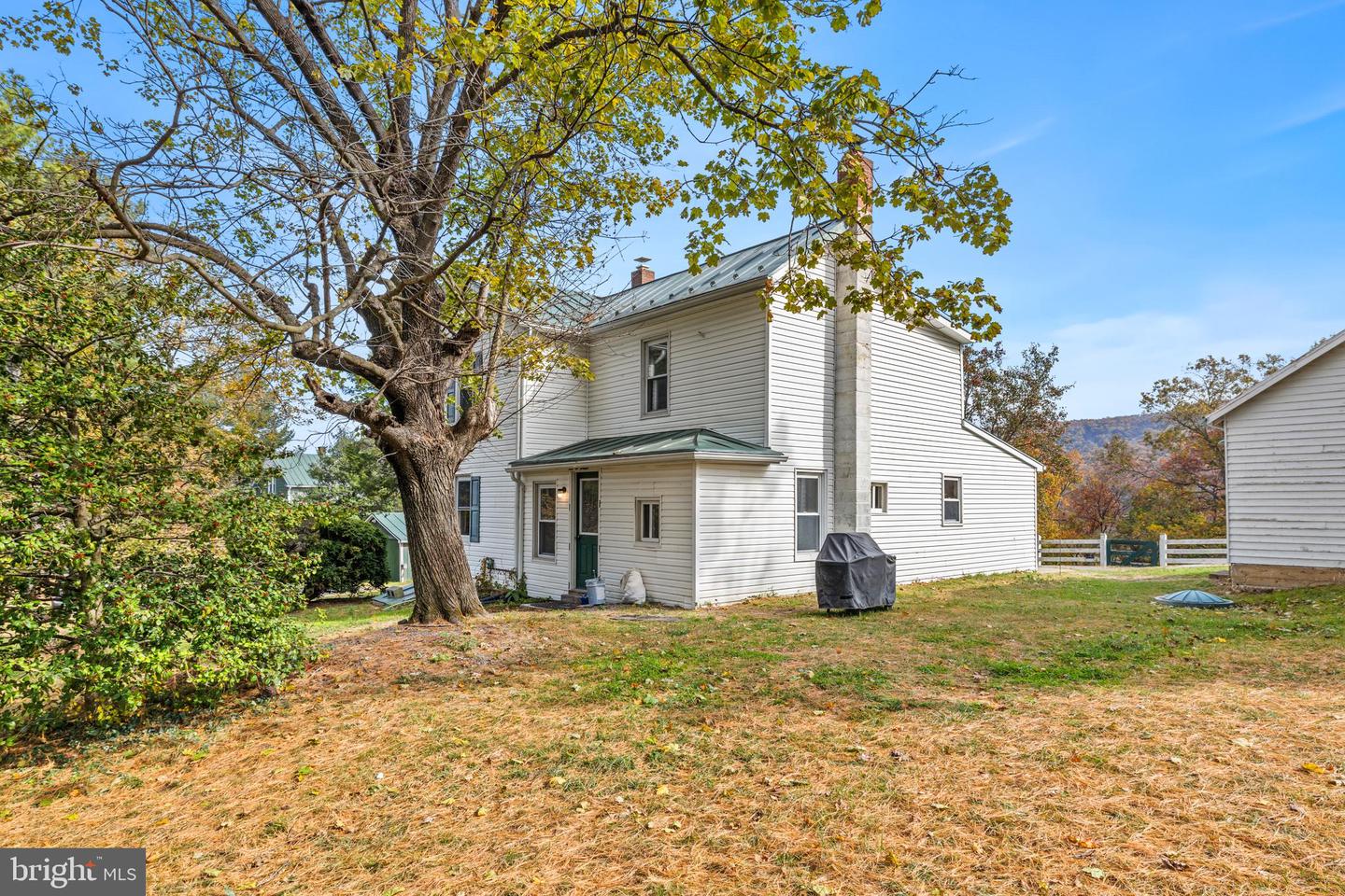 84 GUNN LN, WOODSTOCK, Virginia 22664, 4 Bedrooms Bedrooms, ,2 BathroomsBathrooms,Residential,For sale,84 GUNN LN,VASH2012814 MLS # VASH2012814