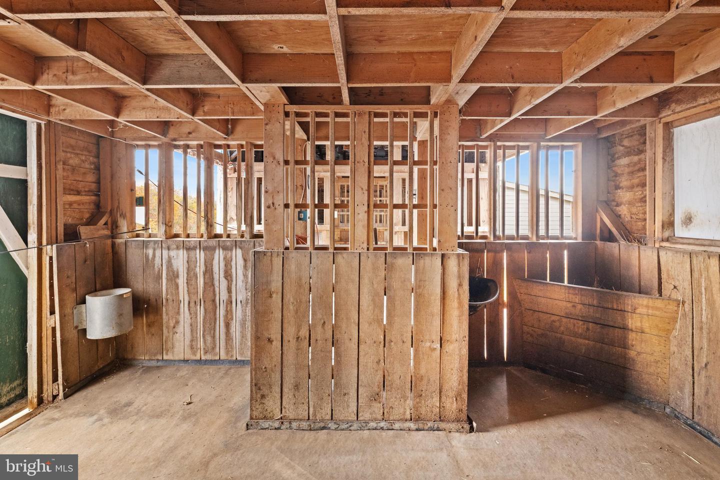 84 GUNN LN, WOODSTOCK, Virginia 22664, 4 Bedrooms Bedrooms, ,2 BathroomsBathrooms,Residential,For sale,84 GUNN LN,VASH2012814 MLS # VASH2012814