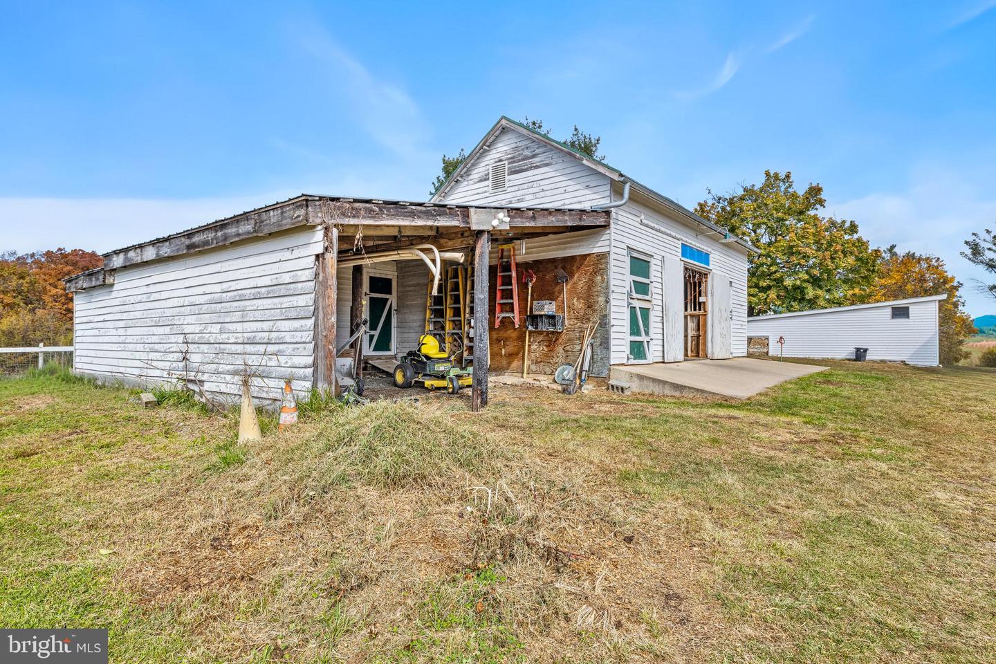 84 GUNN LN, WOODSTOCK, Virginia 22664, 4 Bedrooms Bedrooms, ,2 BathroomsBathrooms,Residential,For sale,84 GUNN LN,VASH2012814 MLS # VASH2012814