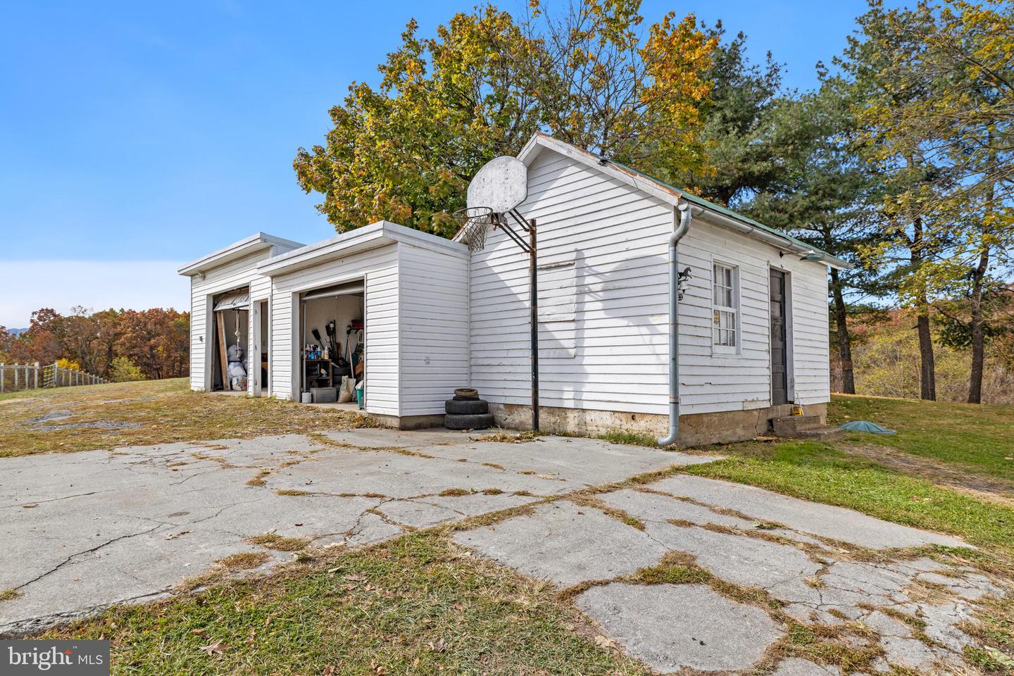 84 GUNN LN, WOODSTOCK, Virginia 22664, 4 Bedrooms Bedrooms, ,2 BathroomsBathrooms,Residential,For sale,84 GUNN LN,VASH2012814 MLS # VASH2012814