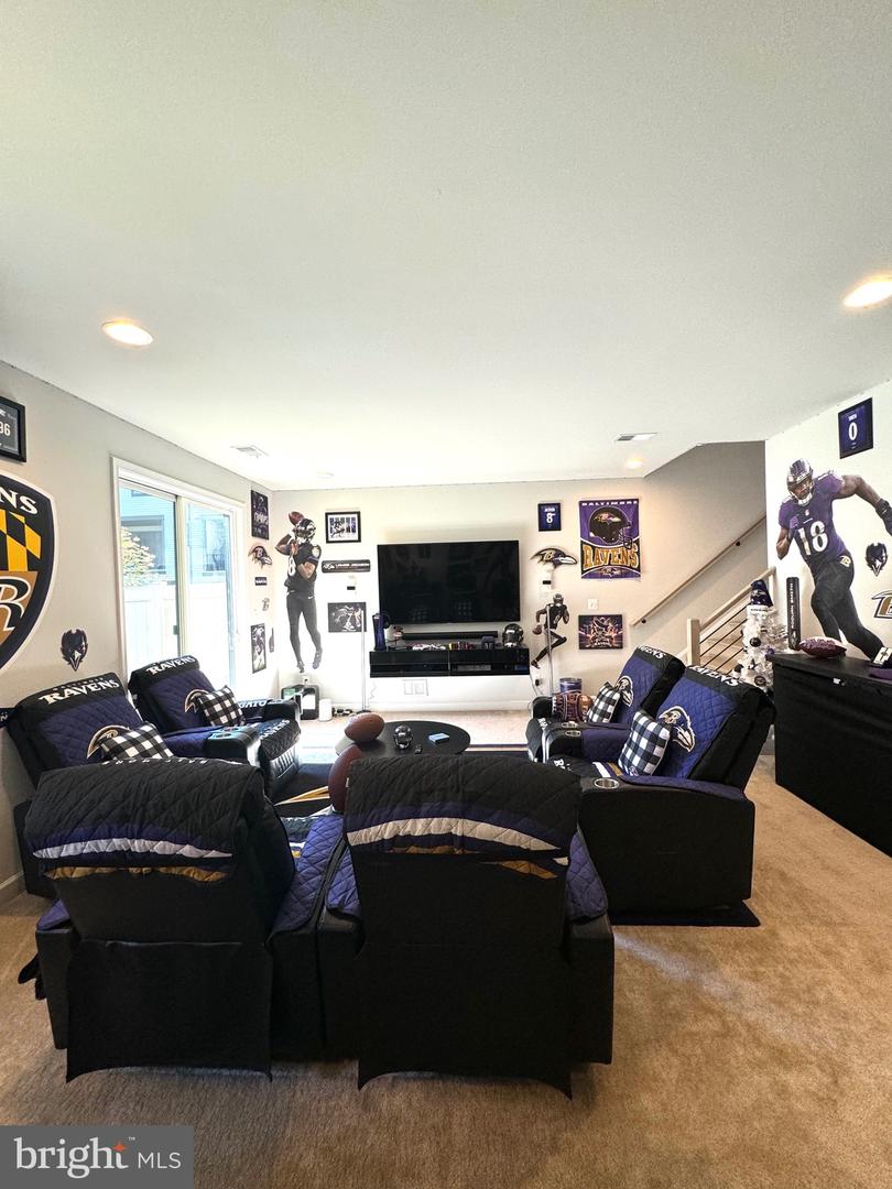 12307 W OAKS DR, FAIRFAX, Virginia 22030, 3 Bedrooms Bedrooms, ,2 BathroomsBathrooms,Residential,For sale,12307 W OAKS DR,VAFX2275304 MLS # VAFX2275304