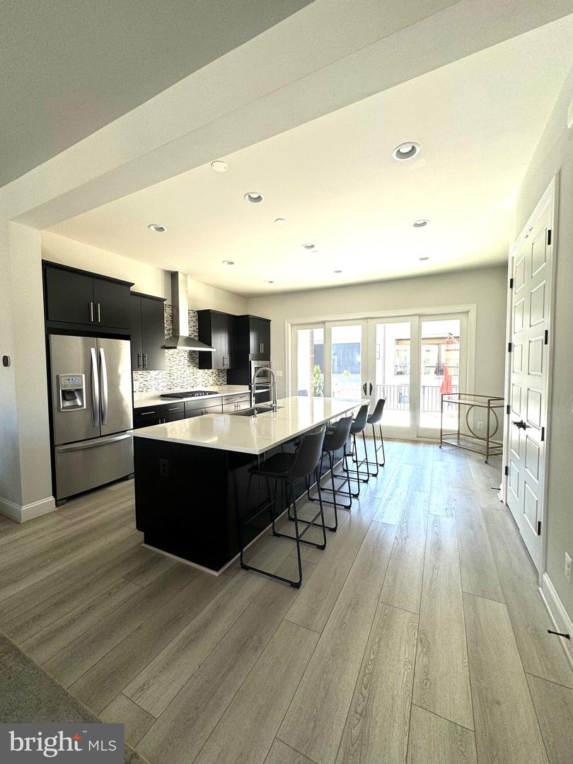 12307 W OAKS DR, FAIRFAX, Virginia 22030, 3 Bedrooms Bedrooms, ,2 BathroomsBathrooms,Residential,For sale,12307 W OAKS DR,VAFX2275304 MLS # VAFX2275304