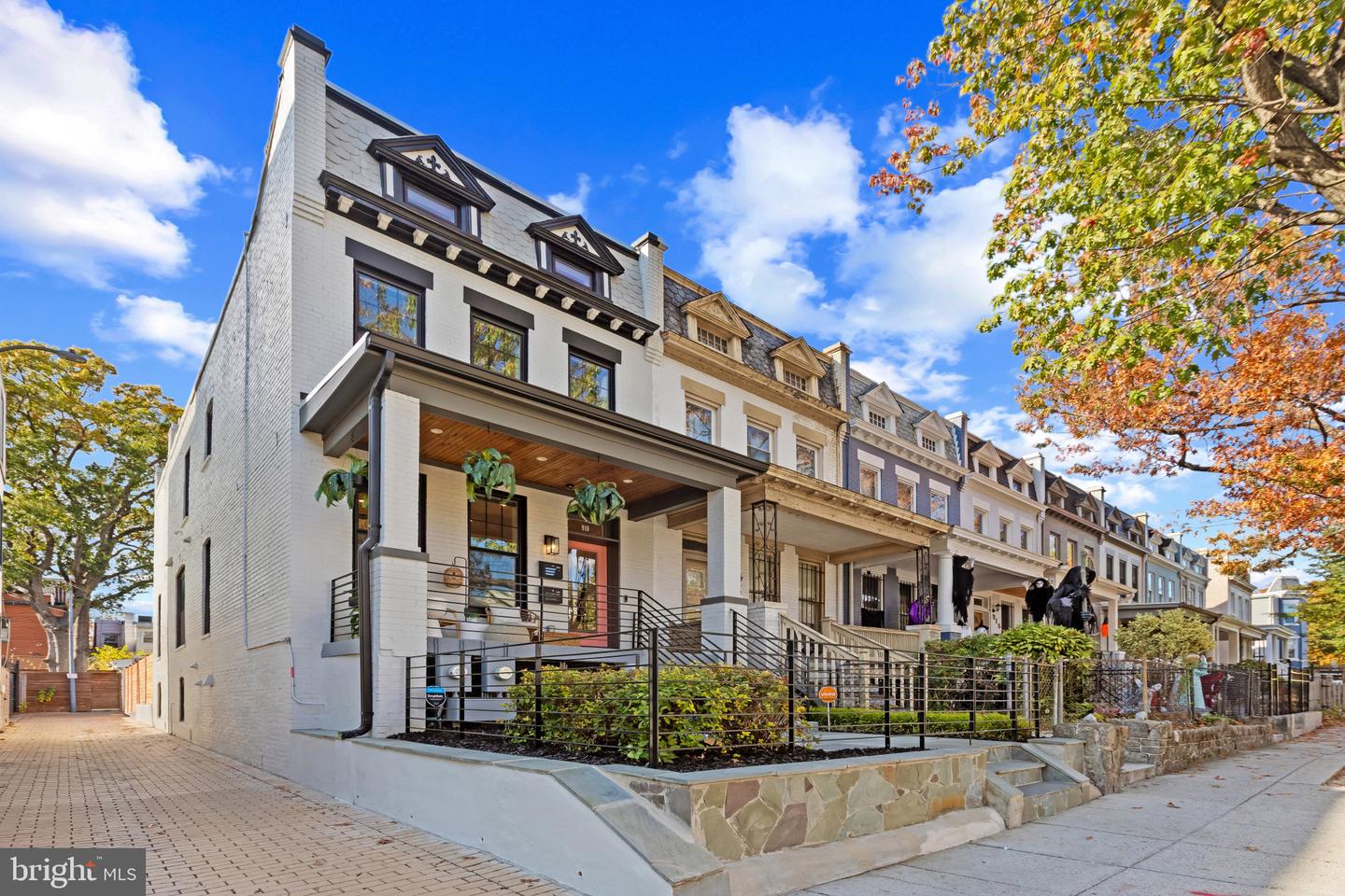 910 8TH ST NE, WASHINGTON, District Of Columbia 20002, 5 Bedrooms Bedrooms, 15 Rooms Rooms,4 BathroomsBathrooms,Residential,For sale,910 8TH ST NE,DCDC2228046 MLS # DCDC2228046