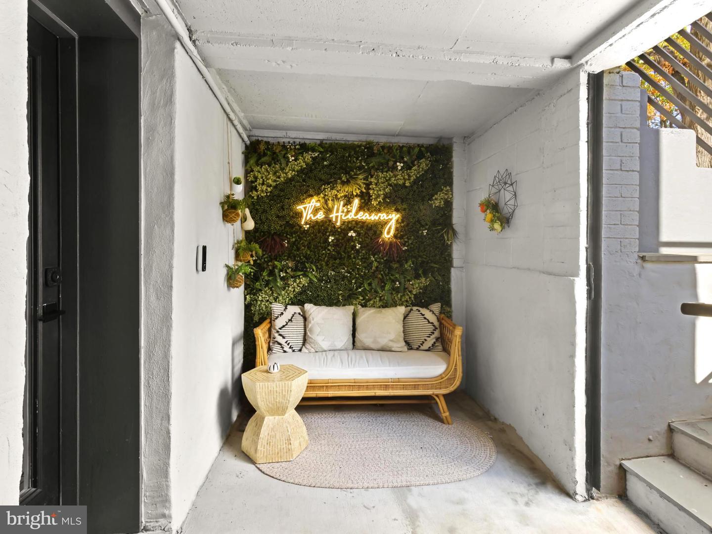 910 8TH ST NE, WASHINGTON, District Of Columbia 20002, 5 Bedrooms Bedrooms, 15 Rooms Rooms,4 BathroomsBathrooms,Residential,For sale,910 8TH ST NE,DCDC2228046 MLS # DCDC2228046