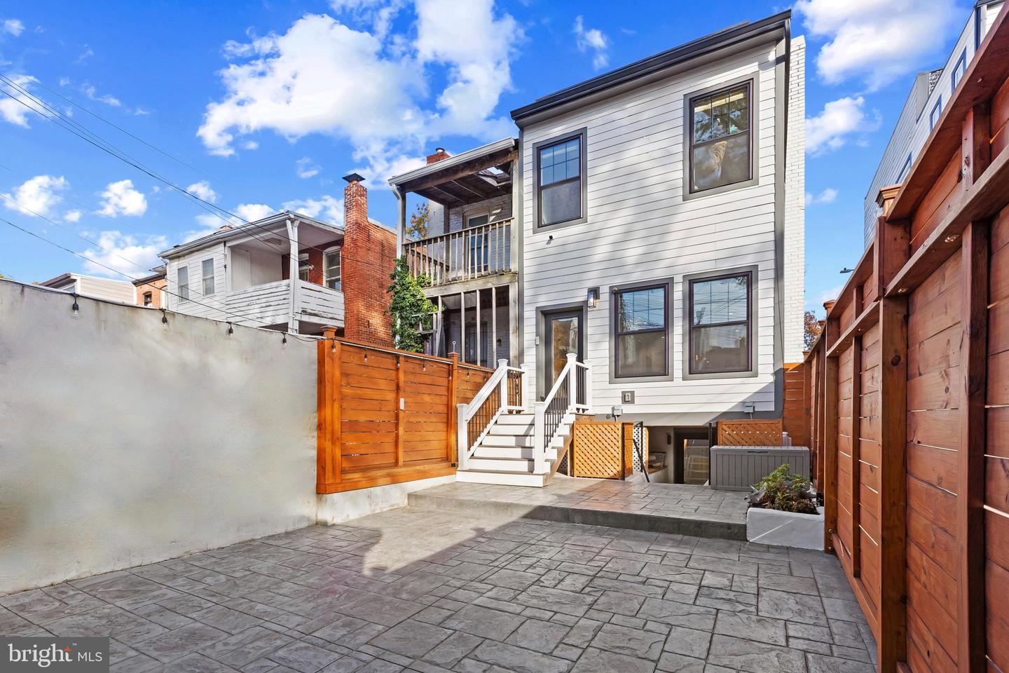 910 8TH ST NE, WASHINGTON, District Of Columbia 20002, 5 Bedrooms Bedrooms, 15 Rooms Rooms,4 BathroomsBathrooms,Residential,For sale,910 8TH ST NE,DCDC2228046 MLS # DCDC2228046