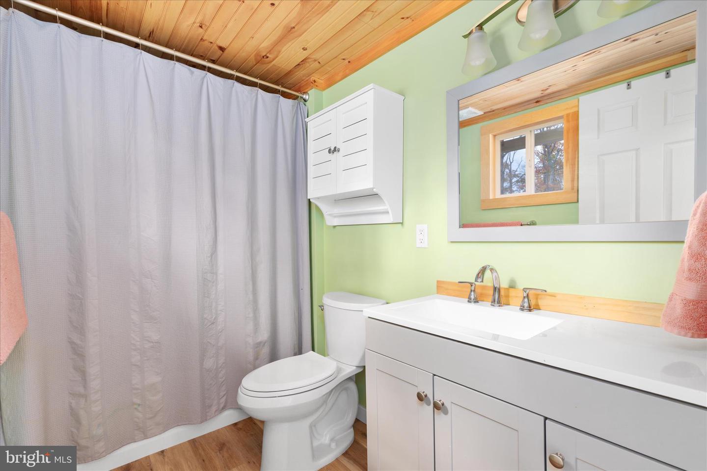 875 HUNTER LN, EDINBURG, Virginia 22824, 1 Bedroom Bedrooms, ,1 BathroomBathrooms,Residential,For sale,875 HUNTER LN,VASH2012862 MLS # VASH2012862