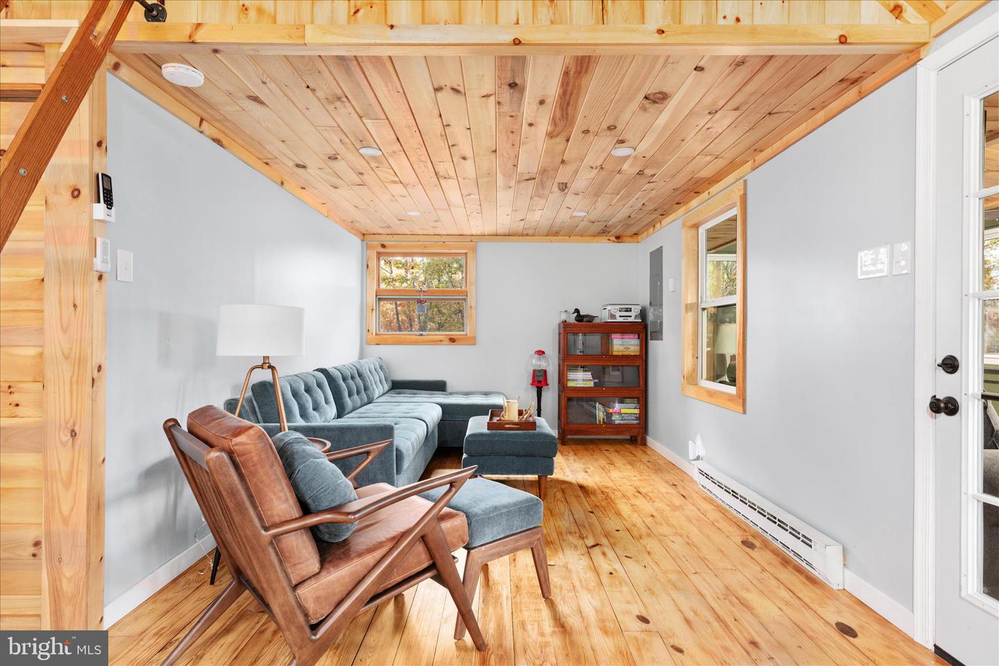 875 HUNTER LN, EDINBURG, Virginia 22824, 1 Bedroom Bedrooms, ,1 BathroomBathrooms,Residential,For sale,875 HUNTER LN,VASH2012862 MLS # VASH2012862