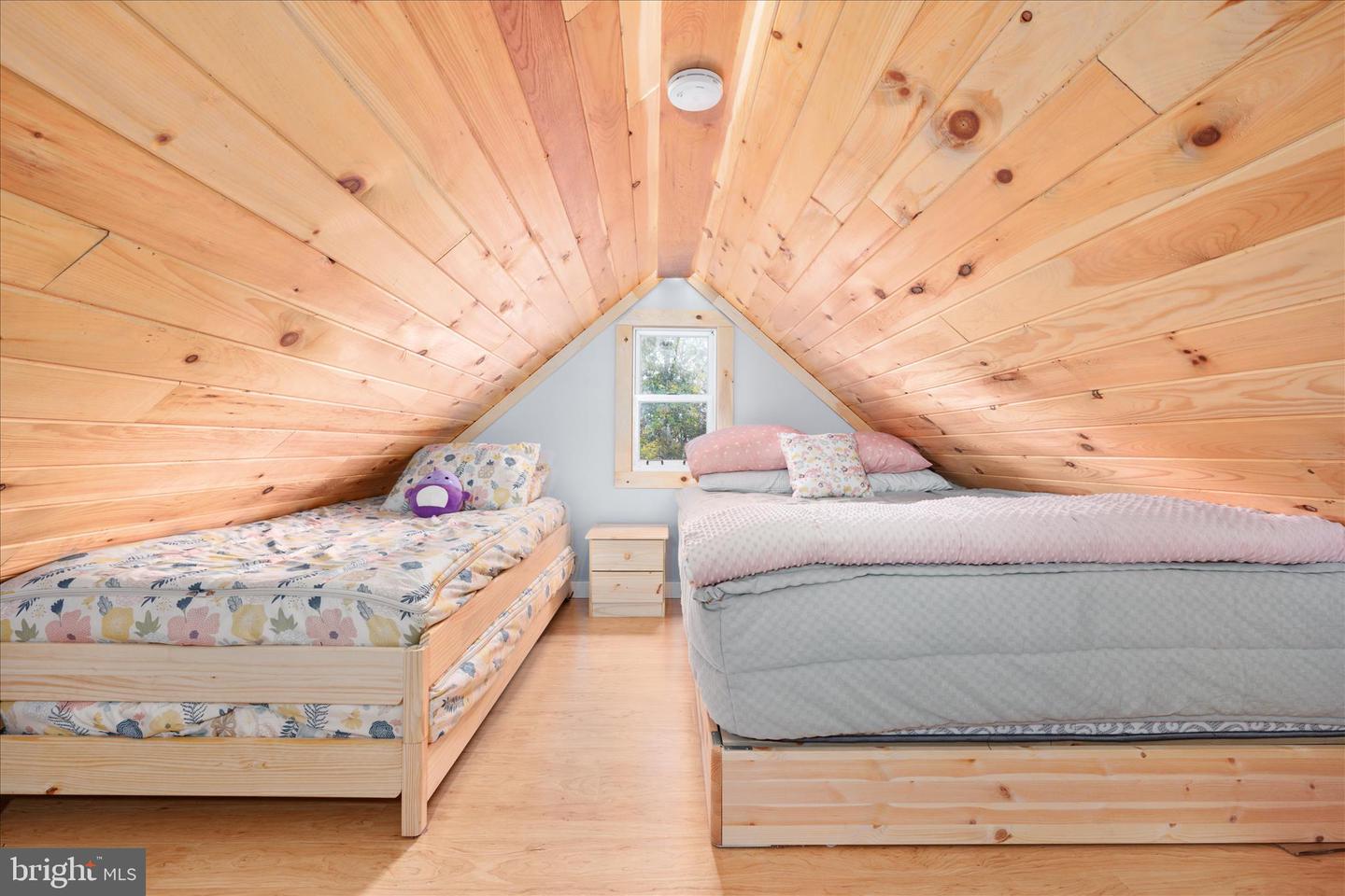 875 HUNTER LN, EDINBURG, Virginia 22824, 1 Bedroom Bedrooms, ,1 BathroomBathrooms,Residential,For sale,875 HUNTER LN,VASH2012862 MLS # VASH2012862