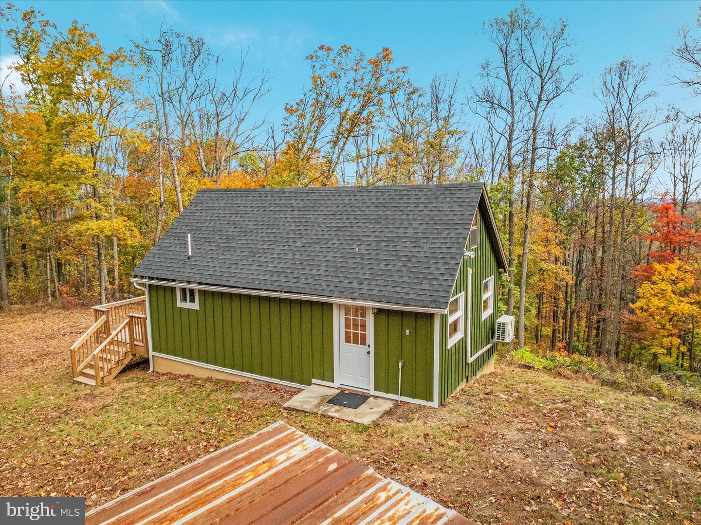 875 HUNTER LN, EDINBURG, Virginia 22824, 1 Bedroom Bedrooms, ,1 BathroomBathrooms,Residential,For sale,875 HUNTER LN,VASH2012862 MLS # VASH2012862