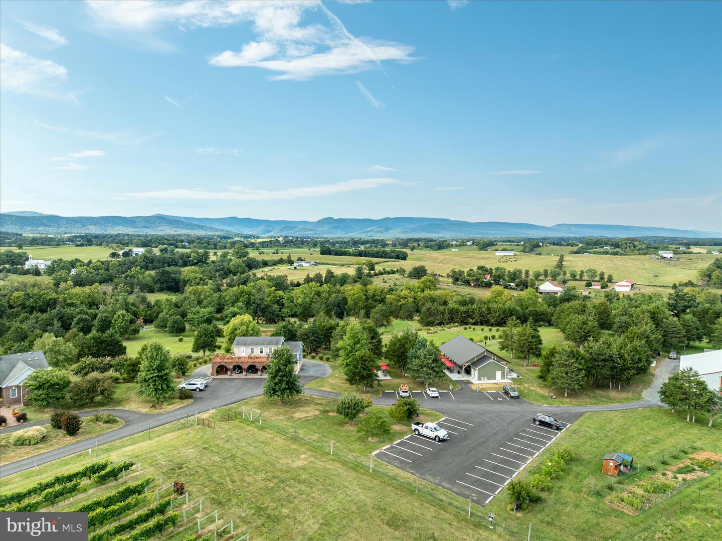 875 HUNTER LN, EDINBURG, Virginia 22824, 1 Bedroom Bedrooms, ,1 BathroomBathrooms,Residential,For sale,875 HUNTER LN,VASH2012862 MLS # VASH2012862