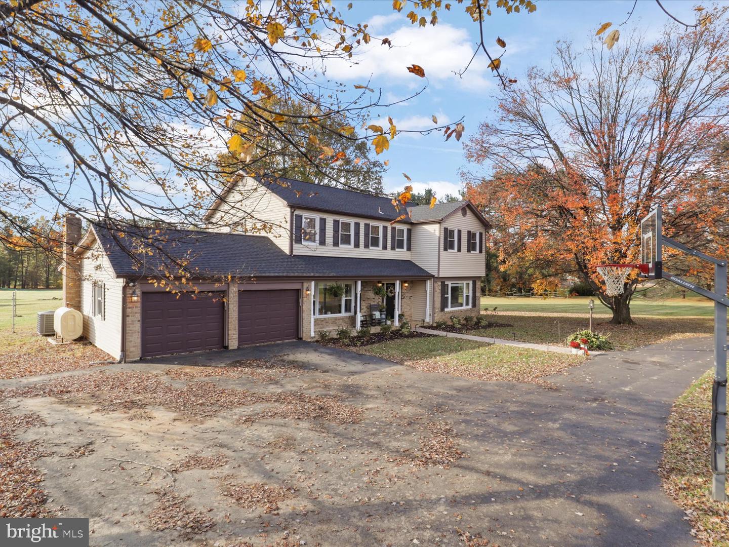 9419 RAMEY RD, MARSHALL, Virginia 20115, 5 Bedrooms Bedrooms, ,2 BathroomsBathrooms,Residential,For sale,9419 RAMEY RD,VAFQ2019516 MLS # VAFQ2019516