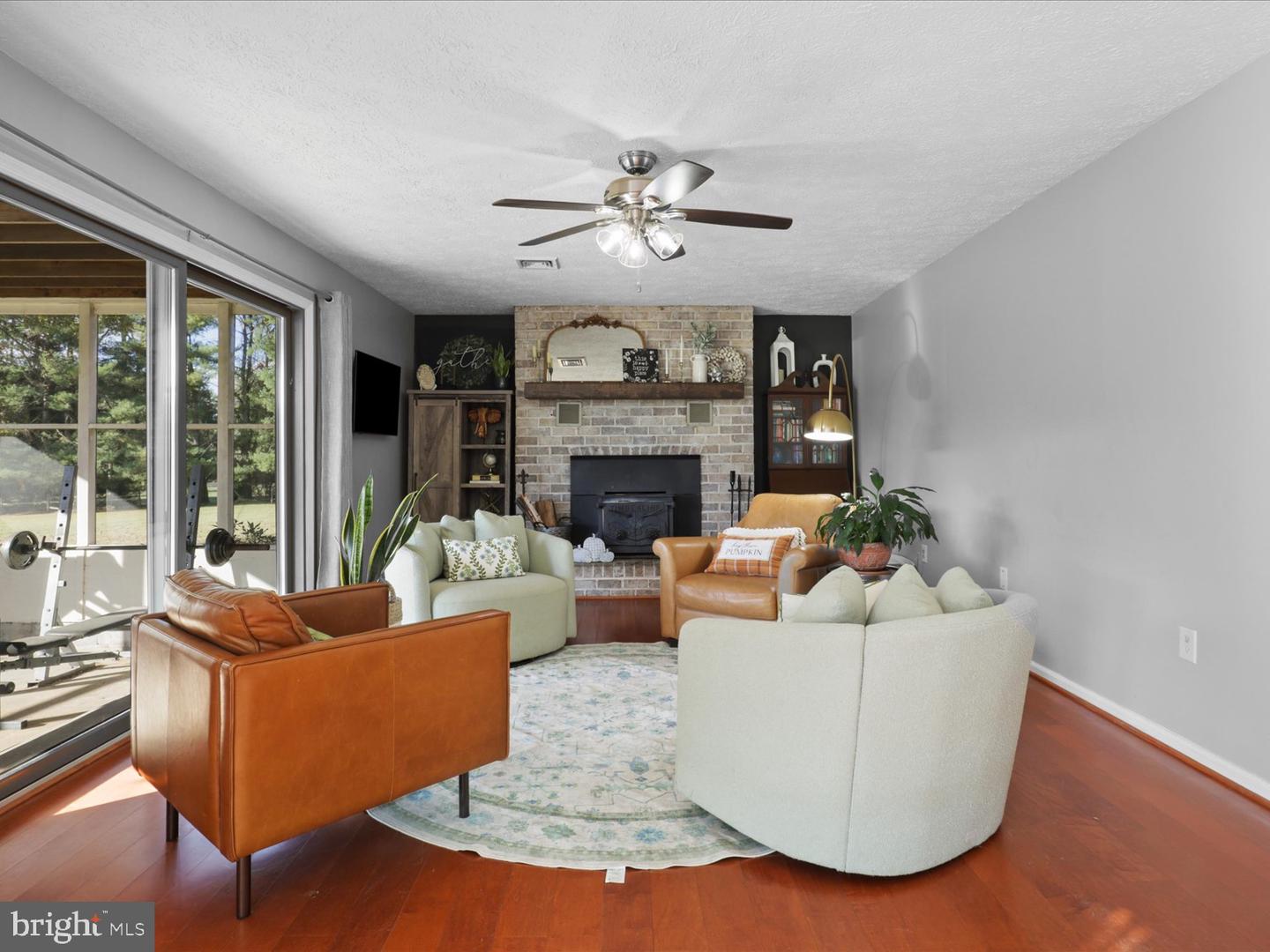 9419 RAMEY RD, MARSHALL, Virginia 20115, 5 Bedrooms Bedrooms, ,2 BathroomsBathrooms,Residential,For sale,9419 RAMEY RD,VAFQ2019516 MLS # VAFQ2019516