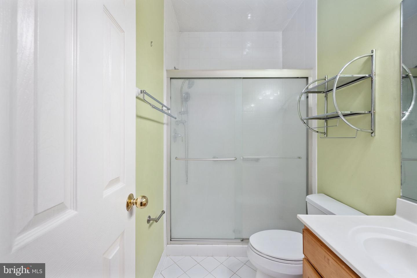 231 KIMBERWICK LN, STAFFORD, Virginia 22556, 6 Bedrooms Bedrooms, ,4 BathroomsBathrooms,Residential,For sale,231 KIMBERWICK LN,VAST2043842 MLS # VAST2043842