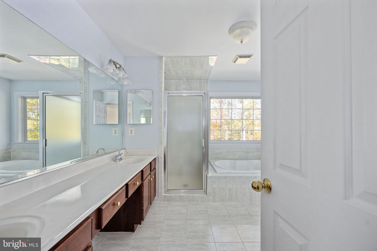 231 KIMBERWICK LN, STAFFORD, Virginia 22556, 6 Bedrooms Bedrooms, ,4 BathroomsBathrooms,Residential,For sale,231 KIMBERWICK LN,VAST2043842 MLS # VAST2043842