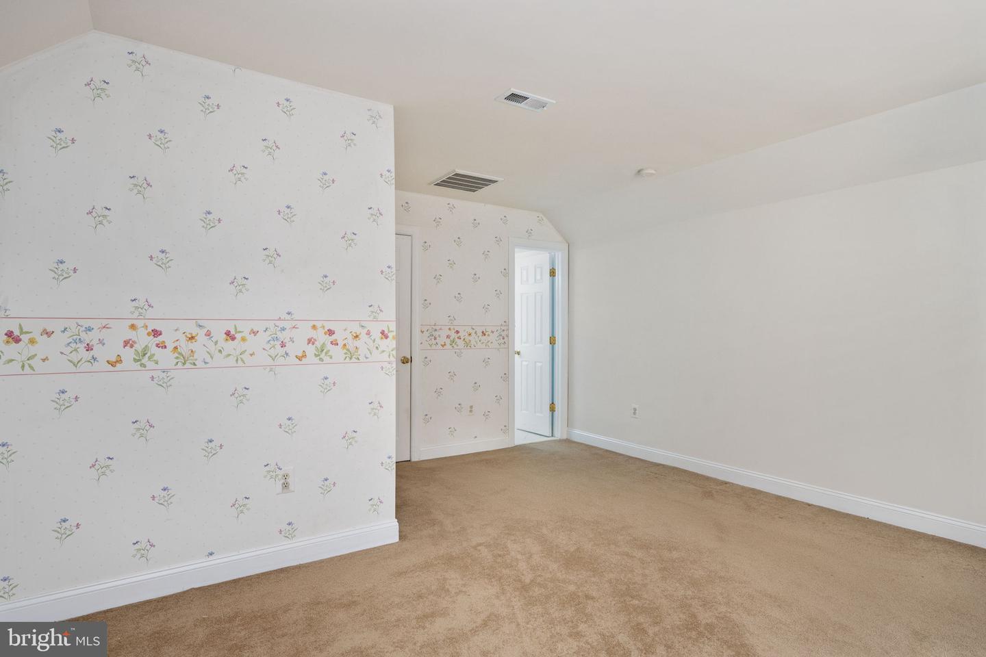 231 KIMBERWICK LN, STAFFORD, Virginia 22556, 6 Bedrooms Bedrooms, ,4 BathroomsBathrooms,Residential,For sale,231 KIMBERWICK LN,VAST2043842 MLS # VAST2043842