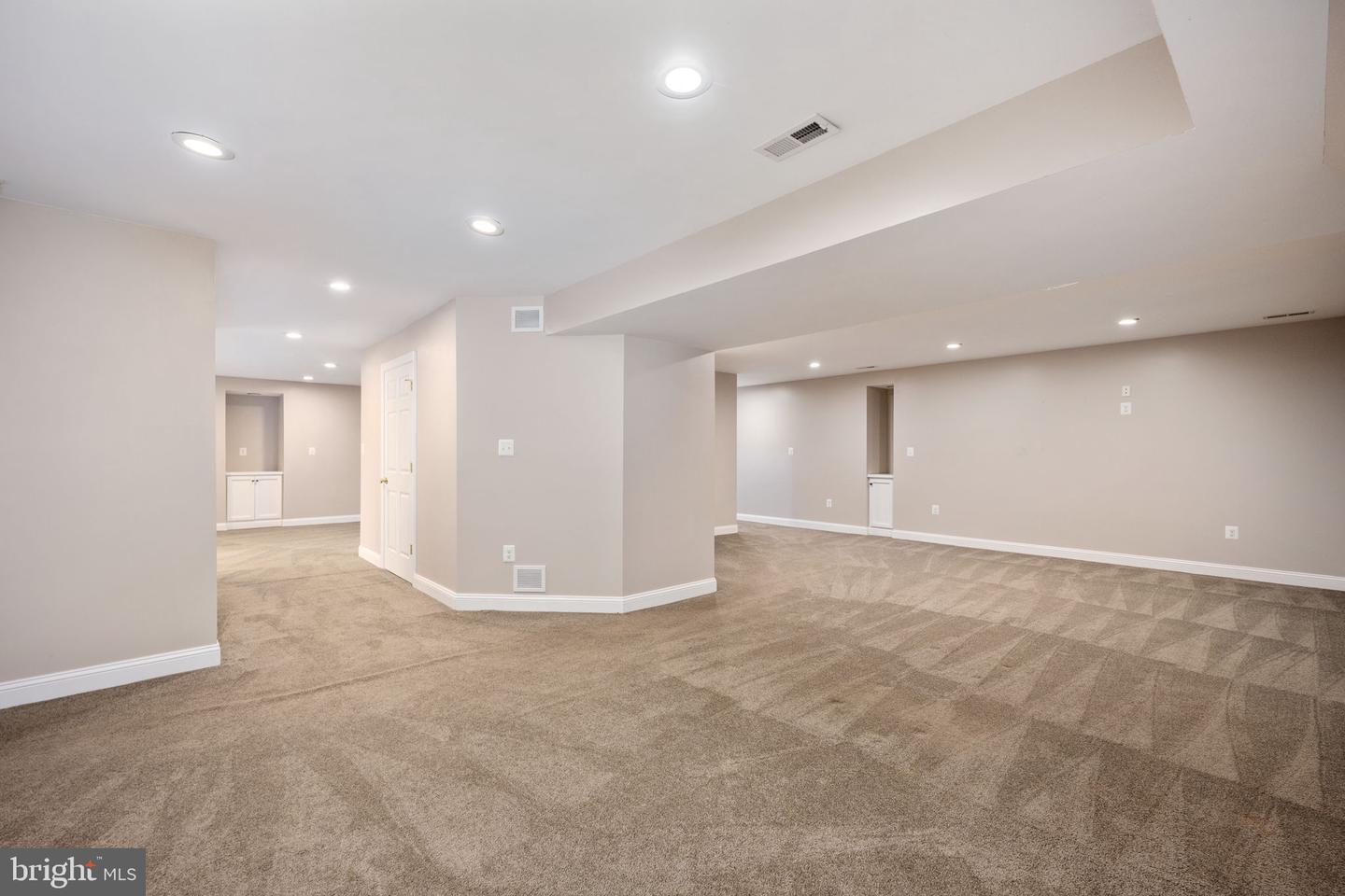 231 KIMBERWICK LN, STAFFORD, Virginia 22556, 6 Bedrooms Bedrooms, ,4 BathroomsBathrooms,Residential,For sale,231 KIMBERWICK LN,VAST2043842 MLS # VAST2043842