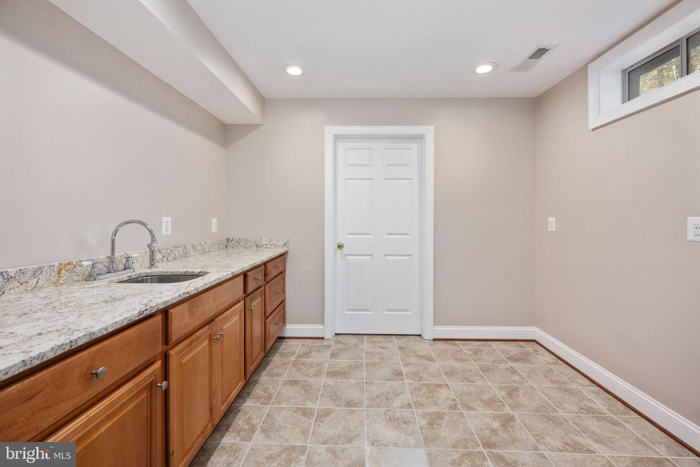 231 KIMBERWICK LN, STAFFORD, Virginia 22556, 6 Bedrooms Bedrooms, ,4 BathroomsBathrooms,Residential,For sale,231 KIMBERWICK LN,VAST2043842 MLS # VAST2043842