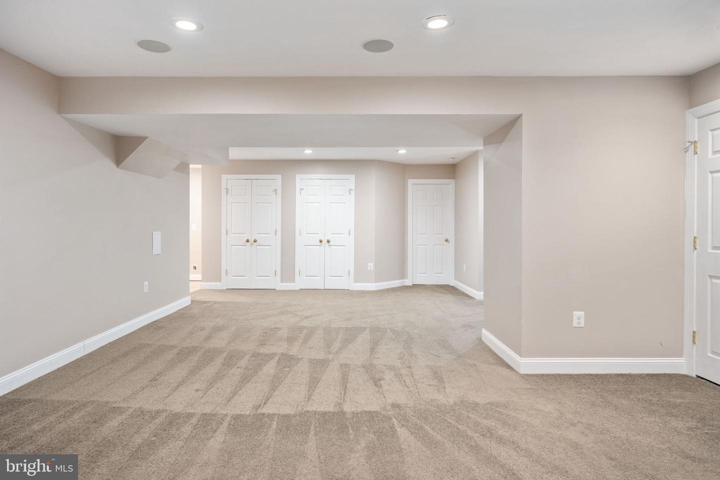 231 KIMBERWICK LN, STAFFORD, Virginia 22556, 6 Bedrooms Bedrooms, ,4 BathroomsBathrooms,Residential,For sale,231 KIMBERWICK LN,VAST2043842 MLS # VAST2043842