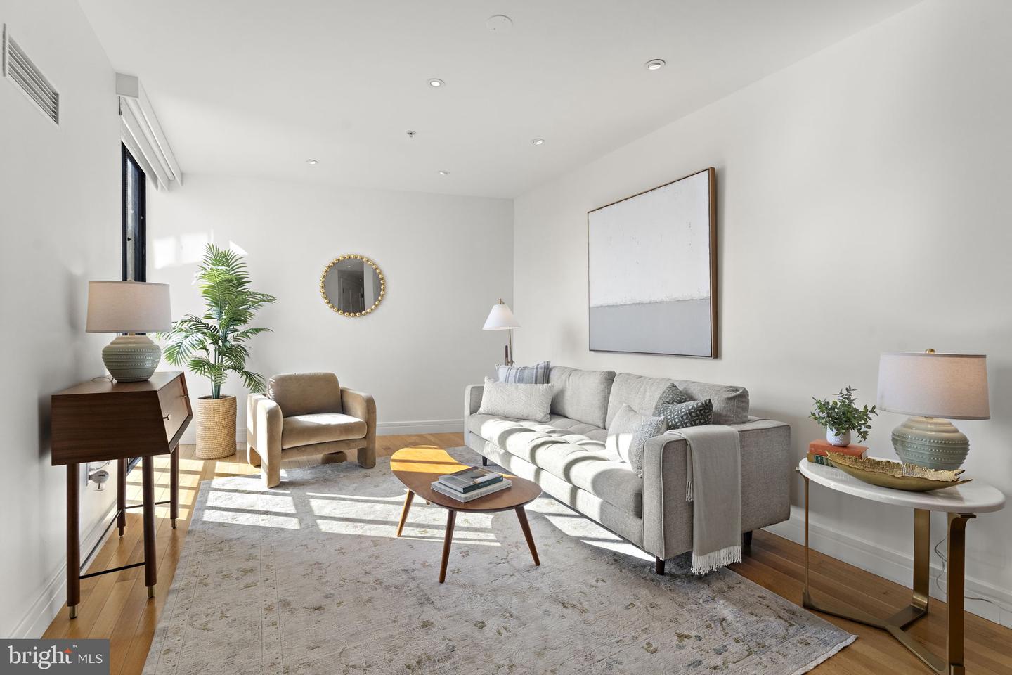 3303 WATER ST NW #4L, WASHINGTON, District Of Columbia 20007, 2 Bedrooms Bedrooms, ,2 BathroomsBathrooms,Residential,For sale,3303 WATER ST NW #4L,DCDC2228252 MLS # DCDC2228252