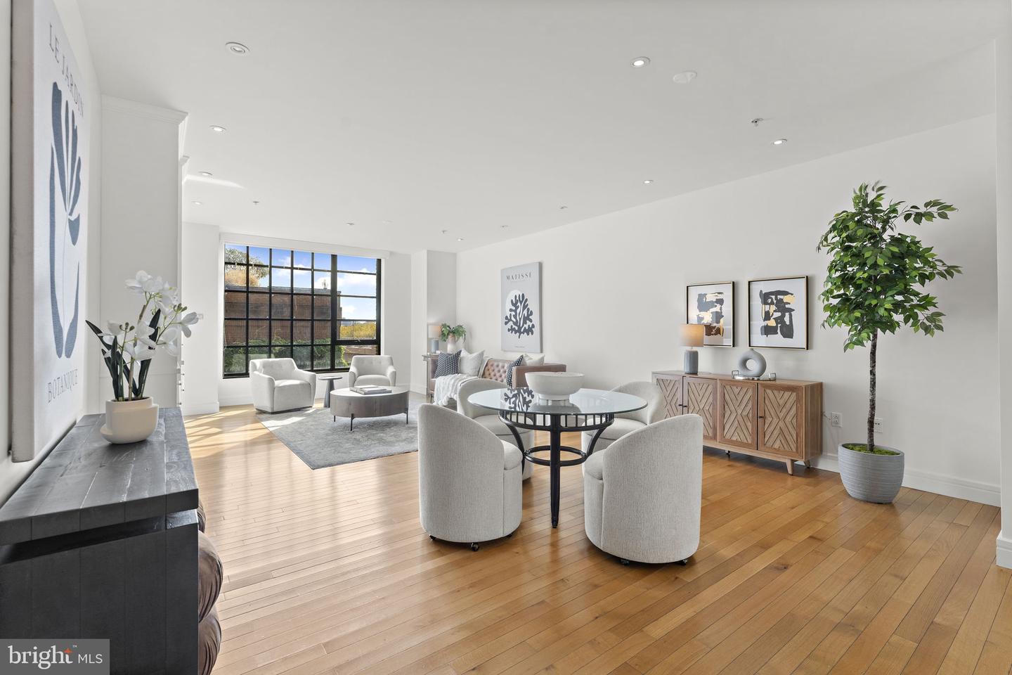 3303 WATER ST NW #4L, WASHINGTON, District Of Columbia 20007, 2 Bedrooms Bedrooms, ,2 BathroomsBathrooms,Residential,For sale,3303 WATER ST NW #4L,DCDC2228252 MLS # DCDC2228252