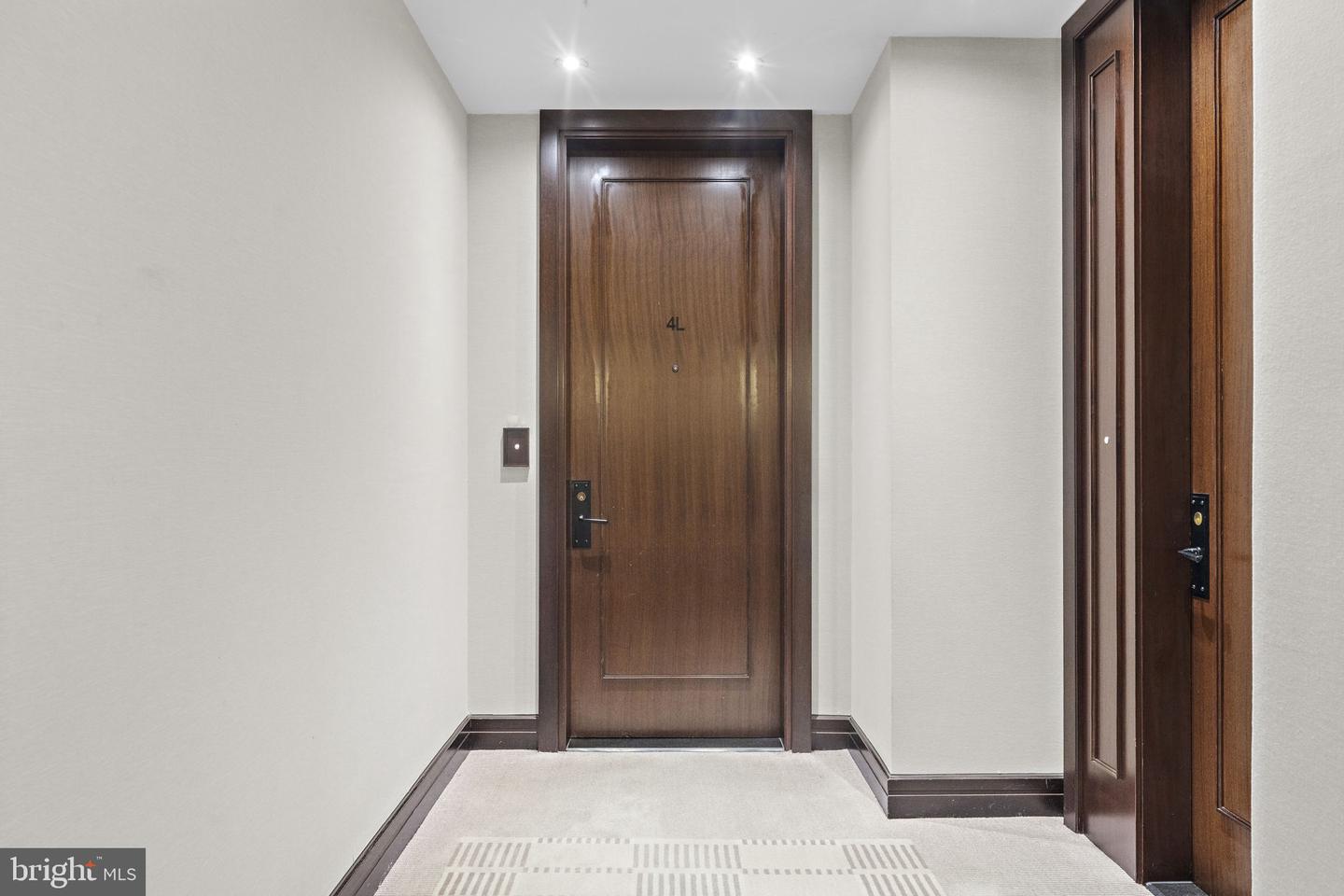 3303 WATER ST NW #4L, WASHINGTON, District Of Columbia 20007, 2 Bedrooms Bedrooms, ,2 BathroomsBathrooms,Residential,For sale,3303 WATER ST NW #4L,DCDC2228252 MLS # DCDC2228252