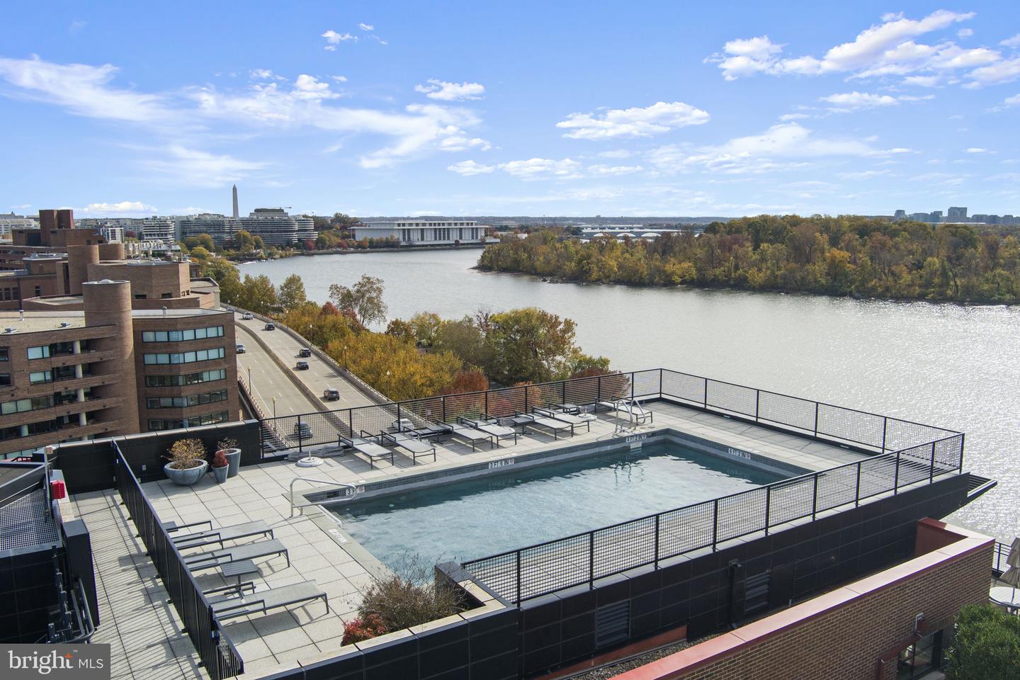 3303 WATER ST NW #4L, WASHINGTON, District Of Columbia 20007, 2 Bedrooms Bedrooms, ,2 BathroomsBathrooms,Residential,For sale,3303 WATER ST NW #4L,DCDC2228252 MLS # DCDC2228252