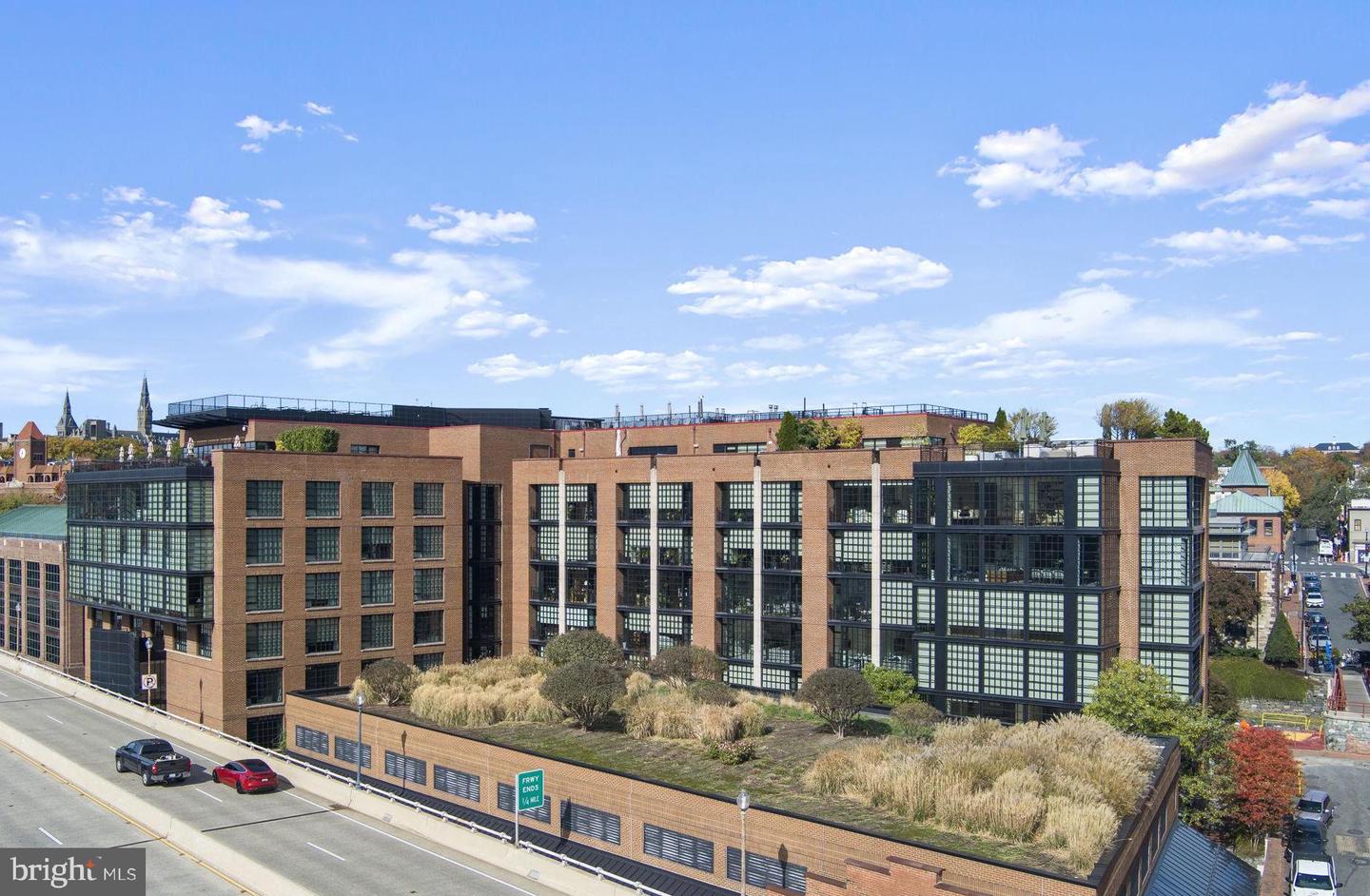 3303 WATER ST NW #4L, WASHINGTON, District Of Columbia 20007, 2 Bedrooms Bedrooms, ,2 BathroomsBathrooms,Residential,For sale,3303 WATER ST NW #4L,DCDC2228252 MLS # DCDC2228252