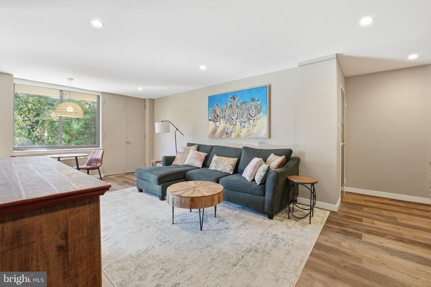 4390 LORCOM LN #402, ARLINGTON, Virginia 22207, 1 Bedroom Bedrooms, ,1 BathroomBathrooms,Residential,For sale,4390 LORCOM LN #402,VAAR2065228 MLS # VAAR2065228 4390 LORCOM LN #402, ARLINGTON, Virginia 22207, 1 Bedroom Bedrooms, ,1 BathroomBathrooms,Residential,For sale,4390 LORCOM LN #402,VAAR2065228 MLS # VAAR2065228