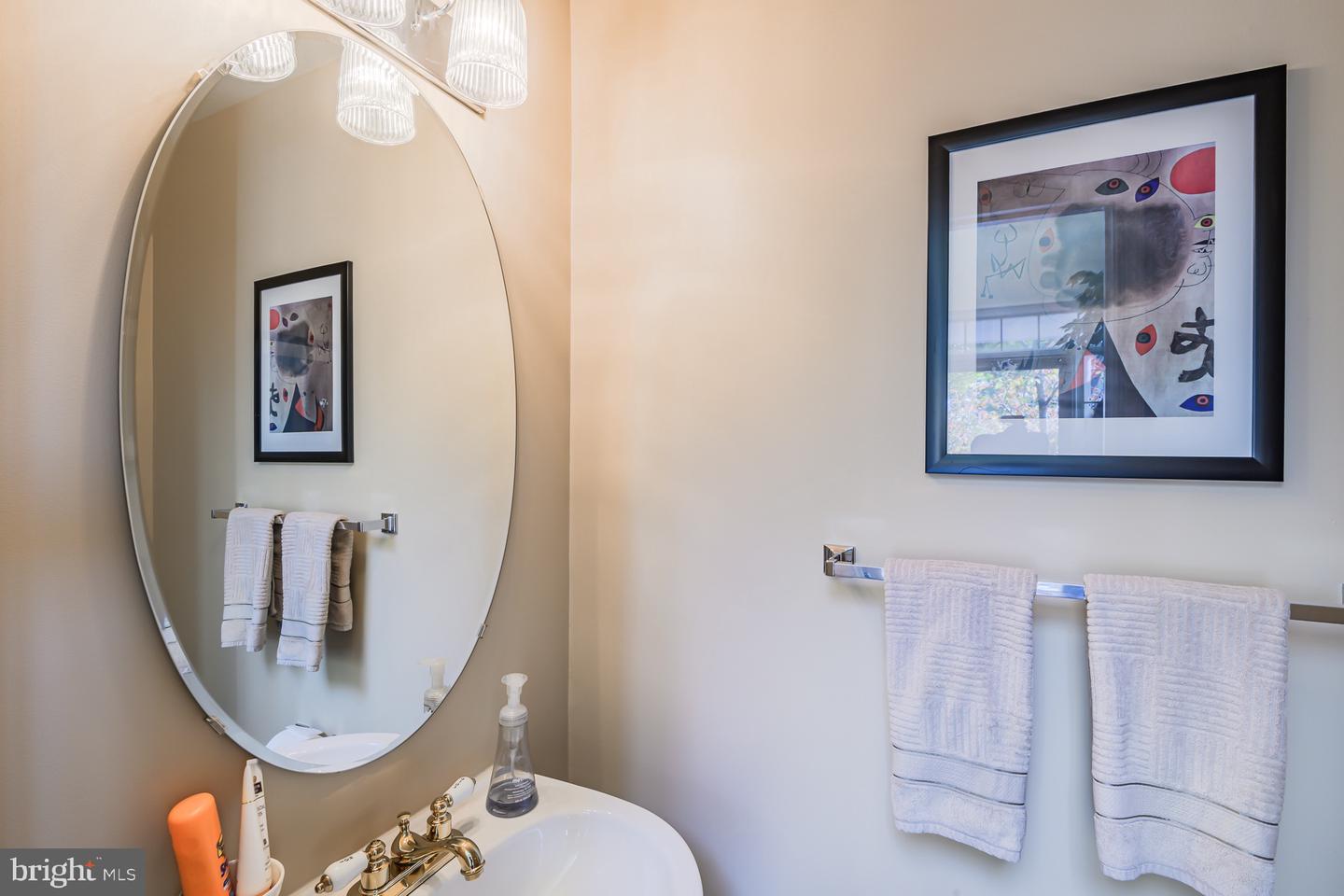 5510 JOWETT CT, ALEXANDRIA, Virginia 22315, 2 Bedrooms Bedrooms, ,2 BathroomsBathrooms,Residential,For sale,5510 JOWETT CT,VAFX2275804 MLS # VAFX2275804