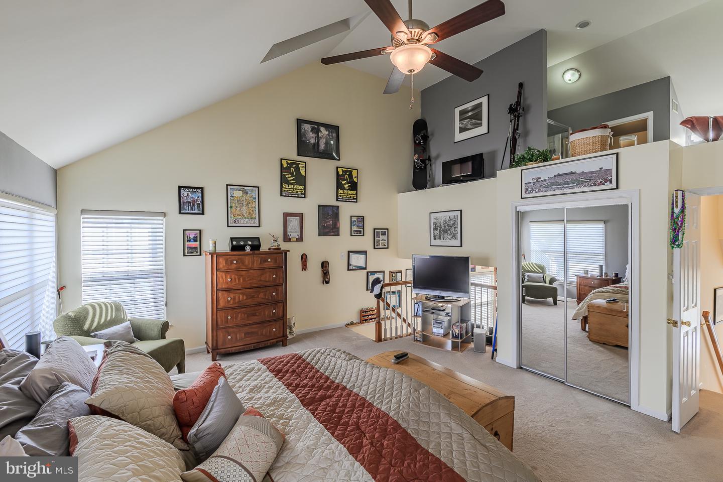 5510 JOWETT CT, ALEXANDRIA, Virginia 22315, 2 Bedrooms Bedrooms, ,2 BathroomsBathrooms,Residential,For sale,5510 JOWETT CT,VAFX2275804 MLS # VAFX2275804