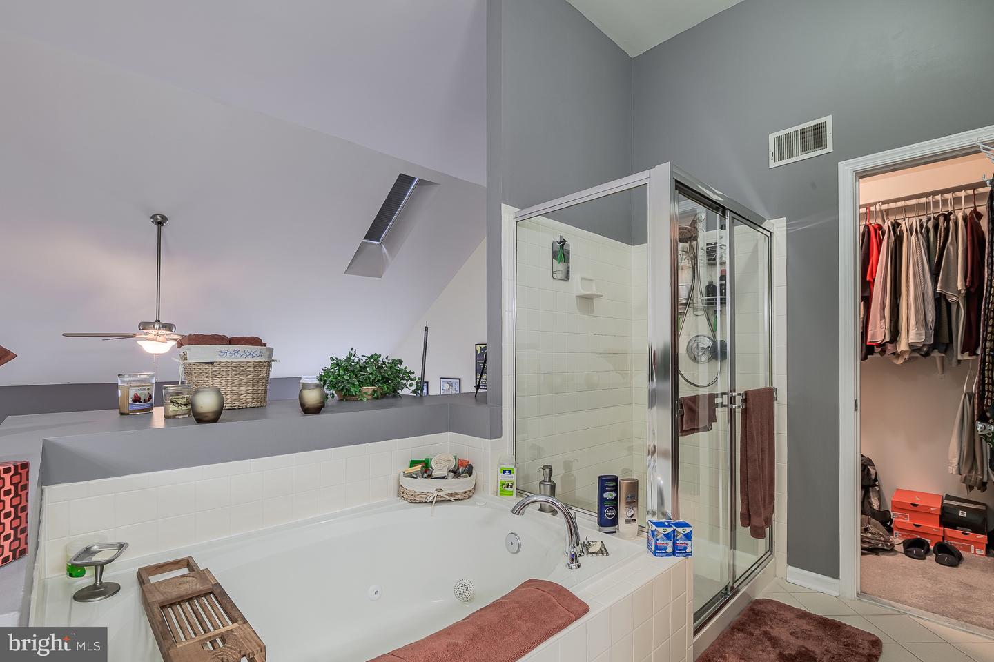 5510 JOWETT CT, ALEXANDRIA, Virginia 22315, 2 Bedrooms Bedrooms, ,2 BathroomsBathrooms,Residential,For sale,5510 JOWETT CT,VAFX2275804 MLS # VAFX2275804