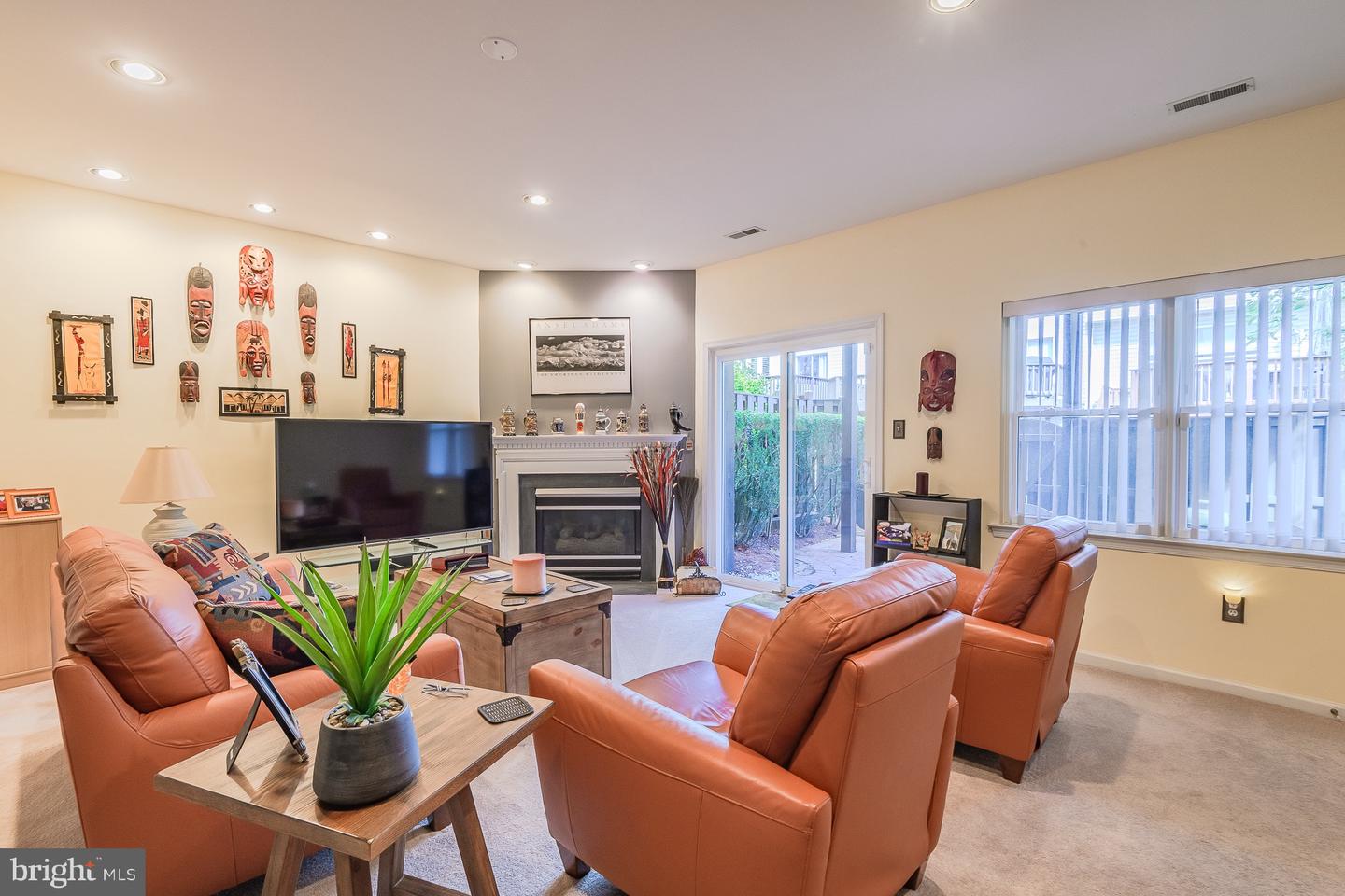 5510 JOWETT CT, ALEXANDRIA, Virginia 22315, 2 Bedrooms Bedrooms, ,2 BathroomsBathrooms,Residential,For sale,5510 JOWETT CT,VAFX2275804 MLS # VAFX2275804