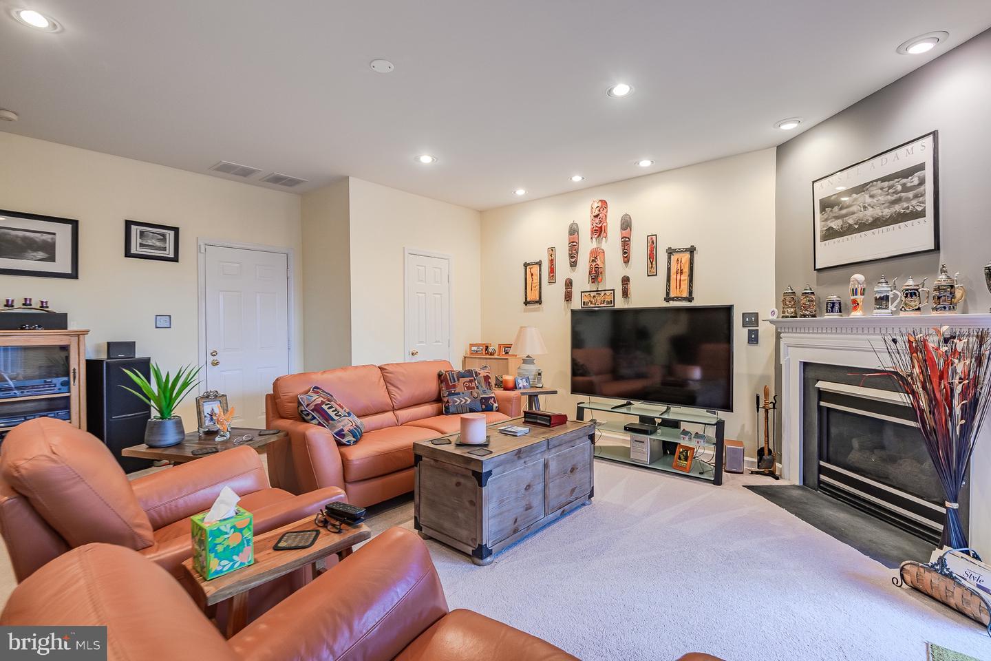 5510 JOWETT CT, ALEXANDRIA, Virginia 22315, 2 Bedrooms Bedrooms, ,2 BathroomsBathrooms,Residential,For sale,5510 JOWETT CT,VAFX2275804 MLS # VAFX2275804