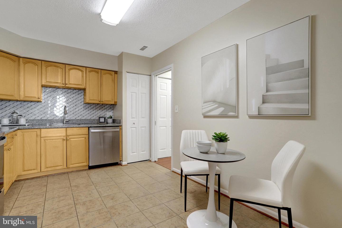 5501 SEMINARY RD #2606S, FALLS CHURCH, Virginia 22041, 2 Bedrooms Bedrooms, 4 Rooms Rooms,2 BathroomsBathrooms,Residential,For sale,5501 SEMINARY RD #2606S,VAFX2275882 MLS # VAFX2275882 5501 SEMINARY RD #2606S, FALLS CHURCH, Virginia 22041, 2 Bedrooms Bedrooms, 4 Rooms Rooms,2 BathroomsBathrooms,Residential,For sale,5501 SEMINARY RD #2606S,VAFX2275882 MLS # VAFX2275882