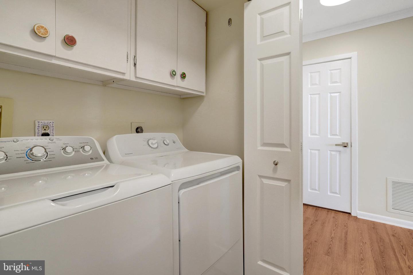 5501 SEMINARY RD #2606S, FALLS CHURCH, Virginia 22041, 2 Bedrooms Bedrooms, 4 Rooms Rooms,2 BathroomsBathrooms,Residential,For sale,5501 SEMINARY RD #2606S,VAFX2275882 MLS # VAFX2275882 5501 SEMINARY RD #2606S, FALLS CHURCH, Virginia 22041, 2 Bedrooms Bedrooms, 4 Rooms Rooms,2 BathroomsBathrooms,Residential,For sale,5501 SEMINARY RD #2606S,VAFX2275882 MLS # VAFX2275882