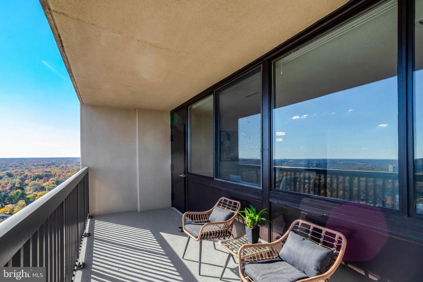 5501 SEMINARY RD #2606S, FALLS CHURCH, Virginia 22041, 2 Bedrooms Bedrooms, 4 Rooms Rooms,2 BathroomsBathrooms,Residential,For sale,5501 SEMINARY RD #2606S,VAFX2275882 MLS # VAFX2275882 5501 SEMINARY RD #2606S, FALLS CHURCH, Virginia 22041, 2 Bedrooms Bedrooms, 4 Rooms Rooms,2 BathroomsBathrooms,Residential,For sale,5501 SEMINARY RD #2606S,VAFX2275882 MLS # VAFX2275882