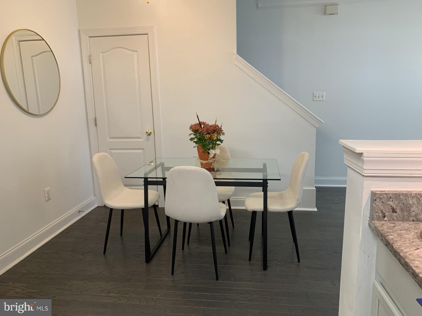 8085 GATEHOUSE RD #4, FALLS CHURCH, Virginia 22042, 3 Bedrooms Bedrooms, ,2 BathroomsBathrooms,Residential,For sale,8085 GATEHOUSE RD #4,VAFX2275968 MLS # VAFX2275968 8085 GATEHOUSE RD #4, FALLS CHURCH, Virginia 22042, 3 Bedrooms Bedrooms, ,2 BathroomsBathrooms,Residential,For sale,8085 GATEHOUSE RD #4,VAFX2275968 MLS # VAFX2275968