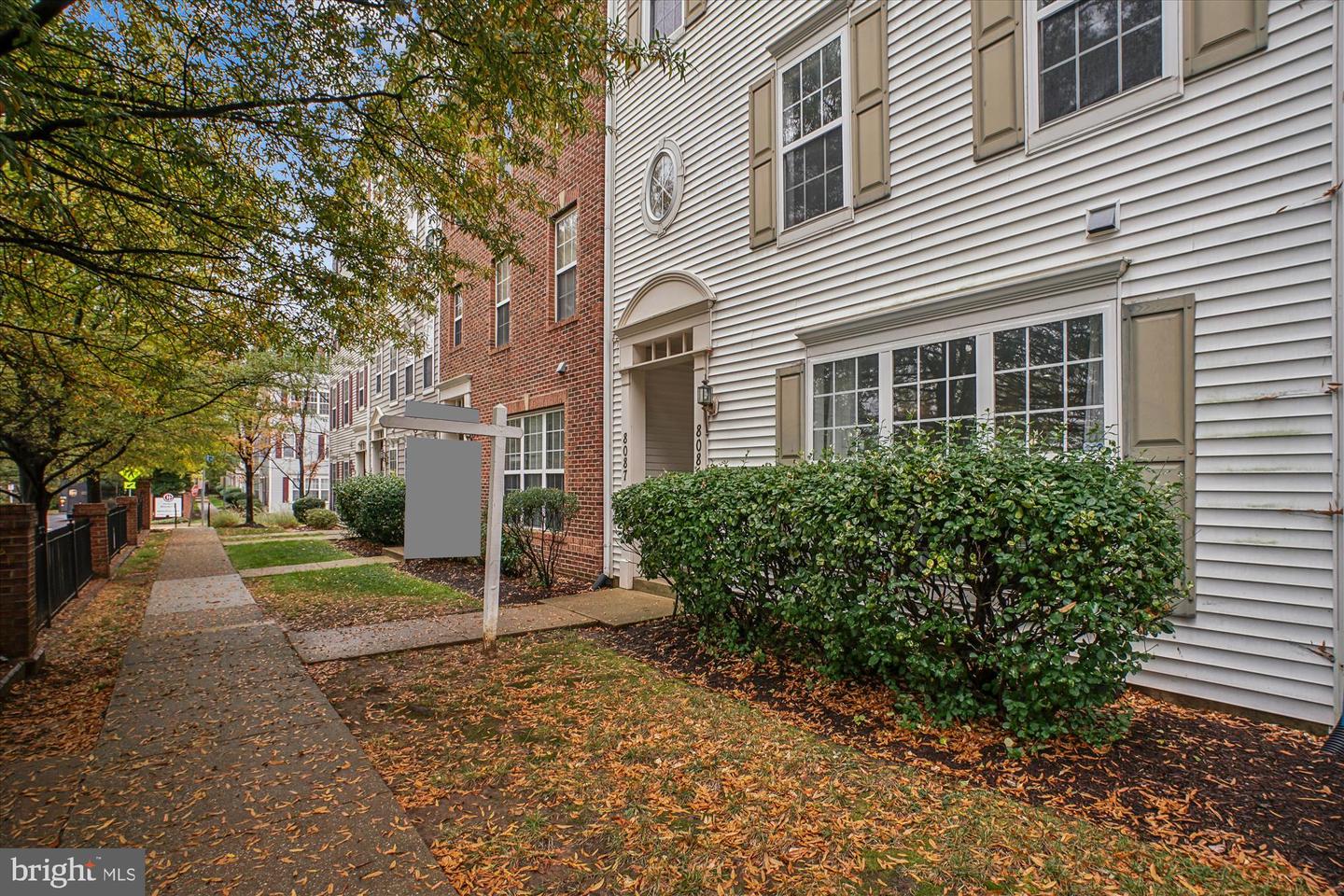 8085 GATEHOUSE RD #4, FALLS CHURCH, Virginia 22042, 3 Bedrooms Bedrooms, ,2 BathroomsBathrooms,Residential,For sale,8085 GATEHOUSE RD #4,VAFX2275968 MLS # VAFX2275968 8085 GATEHOUSE RD #4, FALLS CHURCH, Virginia 22042, 3 Bedrooms Bedrooms, ,2 BathroomsBathrooms,Residential,For sale,8085 GATEHOUSE RD #4,VAFX2275968 MLS # VAFX2275968