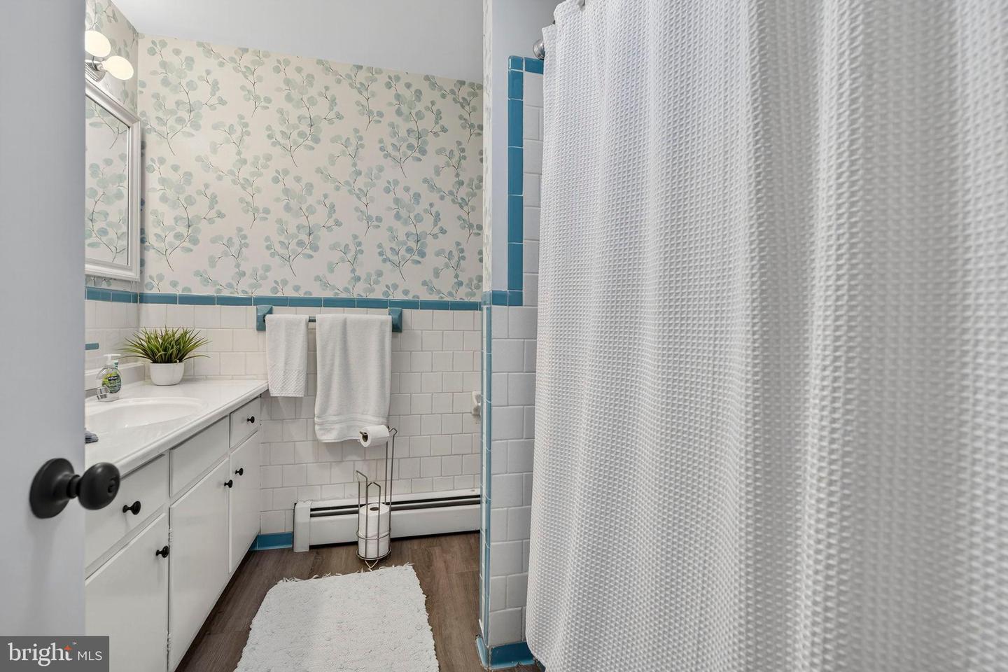 204 E 17TH ST, FRONT ROYAL, Virginia 22630, 3 Bedrooms Bedrooms, 10 Rooms Rooms,1 BathroomBathrooms,Residential,For sale,204 E 17TH ST,VAWR2012622 MLS # VAWR2012622 204 E 17TH ST, FRONT ROYAL, Virginia 22630, 3 Bedrooms Bedrooms, 10 Rooms Rooms,1 BathroomBathrooms,Residential,For sale,204 E 17TH ST,VAWR2012622 MLS # VAWR2012622