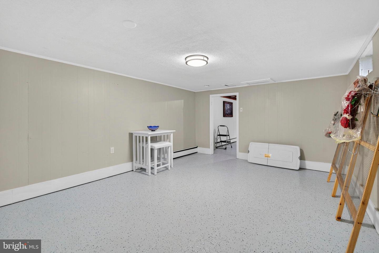 204 E 17TH ST, FRONT ROYAL, Virginia 22630, 3 Bedrooms Bedrooms, 10 Rooms Rooms,1 BathroomBathrooms,Residential,For sale,204 E 17TH ST,VAWR2012622 MLS # VAWR2012622 204 E 17TH ST, FRONT ROYAL, Virginia 22630, 3 Bedrooms Bedrooms, 10 Rooms Rooms,1 BathroomBathrooms,Residential,For sale,204 E 17TH ST,VAWR2012622 MLS # VAWR2012622