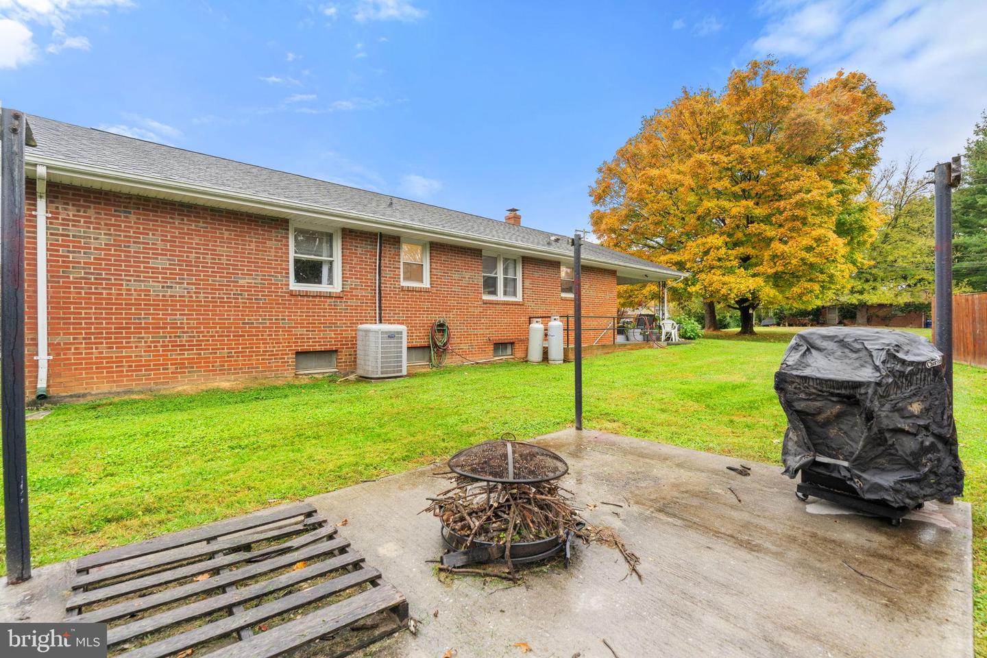 204 E 17TH ST, FRONT ROYAL, Virginia 22630, 3 Bedrooms Bedrooms, 10 Rooms Rooms,1 BathroomBathrooms,Residential,For sale,204 E 17TH ST,VAWR2012622 MLS # VAWR2012622 204 E 17TH ST, FRONT ROYAL, Virginia 22630, 3 Bedrooms Bedrooms, 10 Rooms Rooms,1 BathroomBathrooms,Residential,For sale,204 E 17TH ST,VAWR2012622 MLS # VAWR2012622