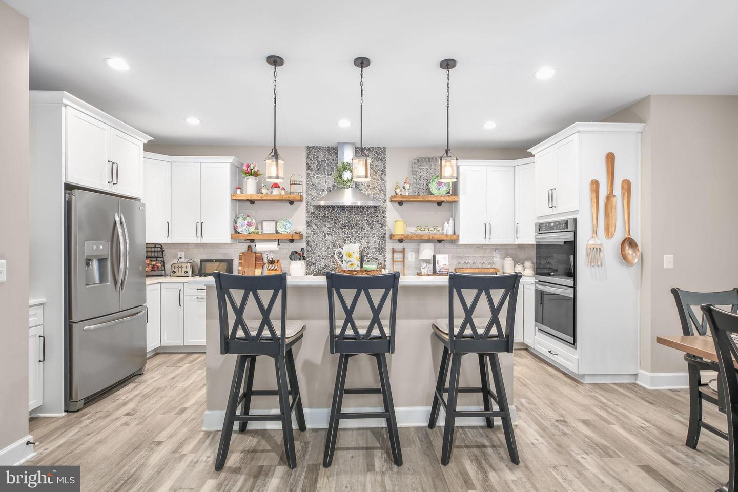 7117 PULLEN DR, FREDERICKSBURG, Virginia 22407, 5 Bedrooms Bedrooms, ,3 BathroomsBathrooms,Residential,For sale,7117 PULLEN DR,VASP2037190 MLS # VASP2037190