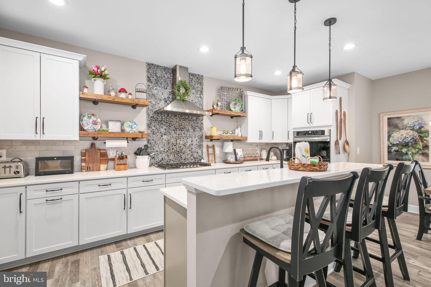 7117 PULLEN DR, FREDERICKSBURG, Virginia 22407, 5 Bedrooms Bedrooms, ,3 BathroomsBathrooms,Residential,For sale,7117 PULLEN DR,VASP2037190 MLS # VASP2037190