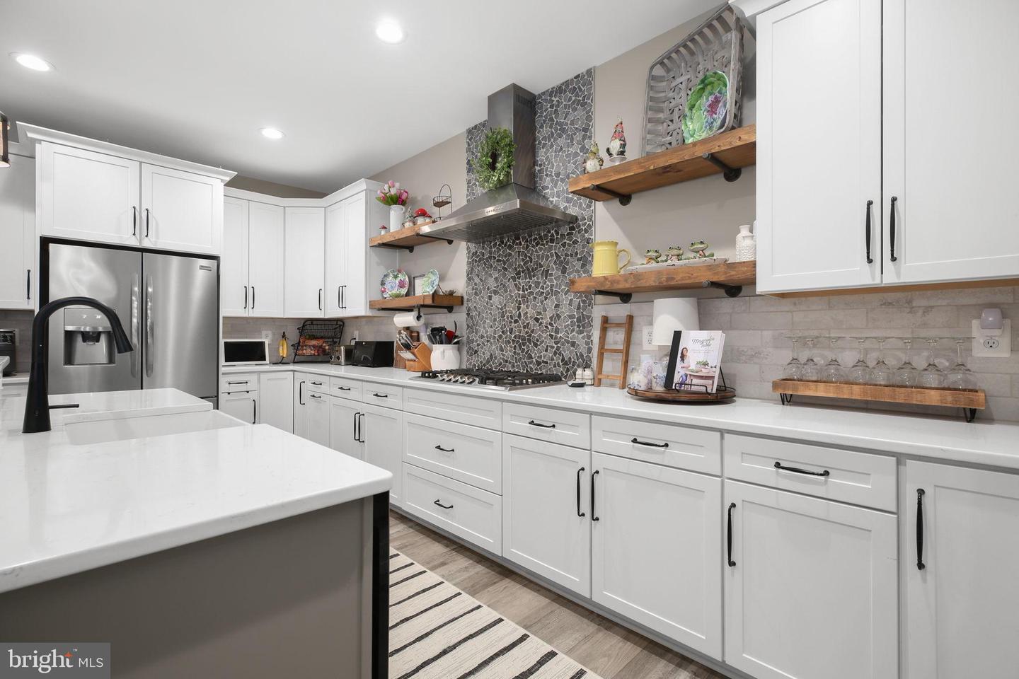 7117 PULLEN DR, FREDERICKSBURG, Virginia 22407, 5 Bedrooms Bedrooms, ,3 BathroomsBathrooms,Residential,For sale,7117 PULLEN DR,VASP2037190 MLS # VASP2037190