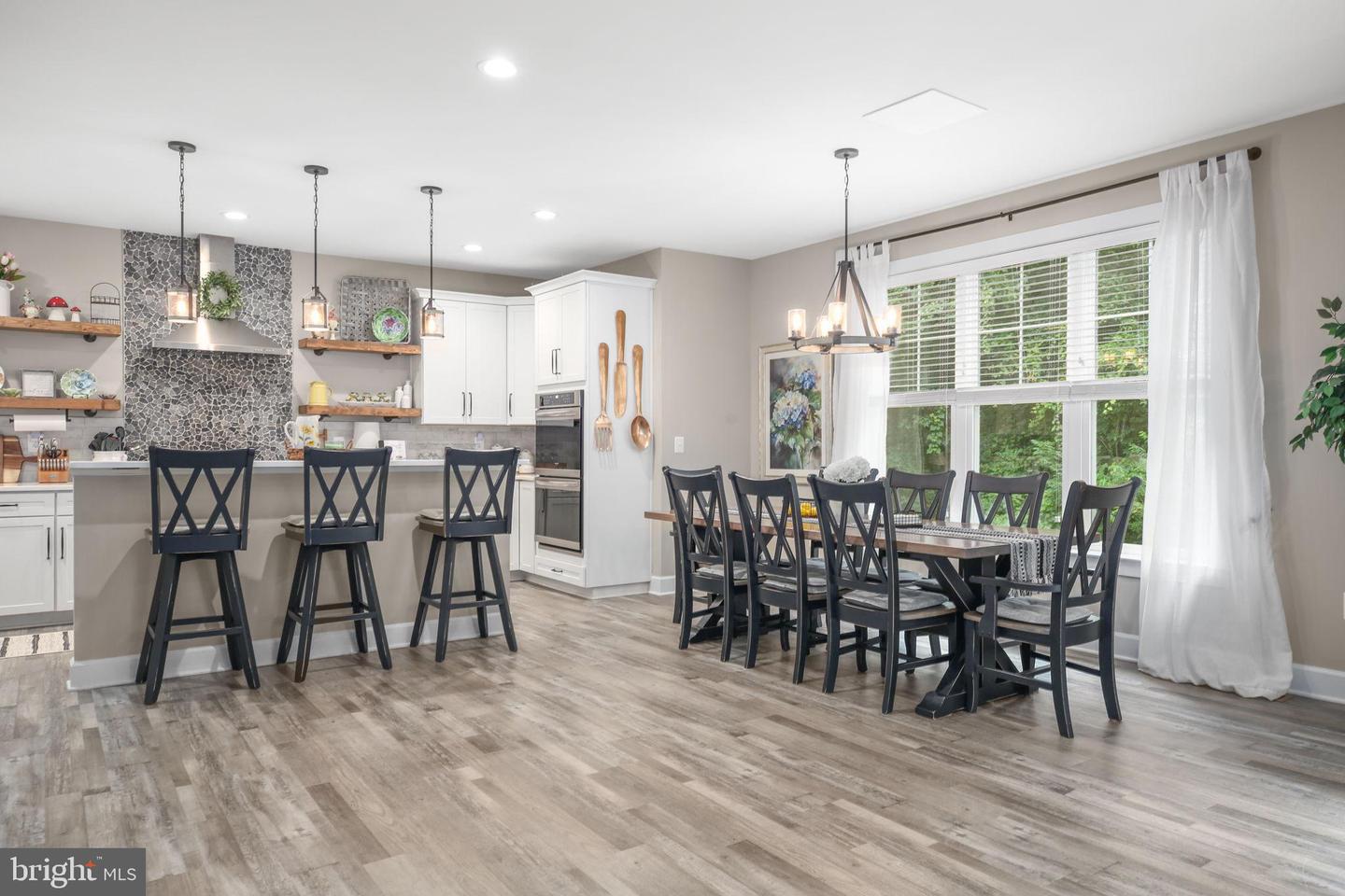 7117 PULLEN DR, FREDERICKSBURG, Virginia 22407, 5 Bedrooms Bedrooms, ,3 BathroomsBathrooms,Residential,For sale,7117 PULLEN DR,VASP2037190 MLS # VASP2037190